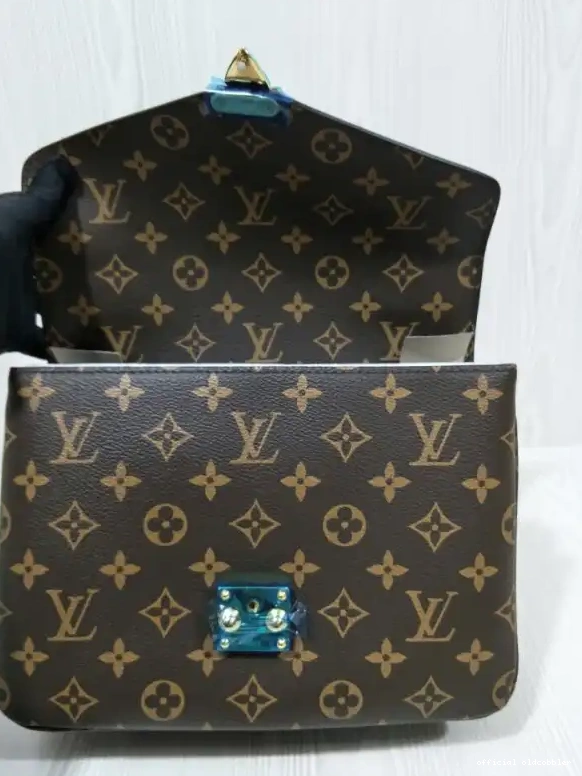 Official oldcobbler LOUIS VUITTON POCHETTE METIS 0607